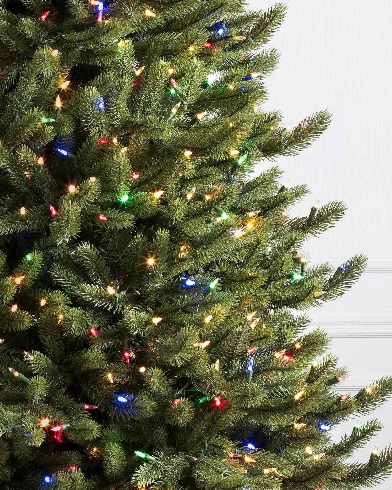 Árvore de Natal 1,80 m com Galhos Articulados, Suporte Metálico e Micro LEDs Coloridos Embutidos DVT04