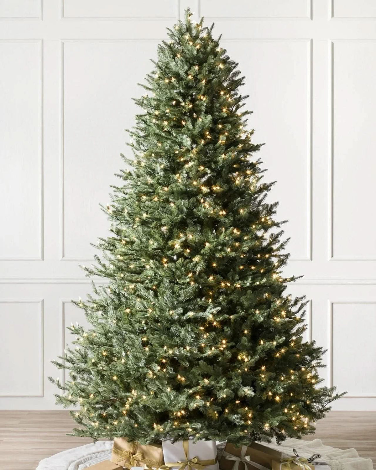 Árvore de Natal White Spruce Verde com Galhos Articulados DVT16